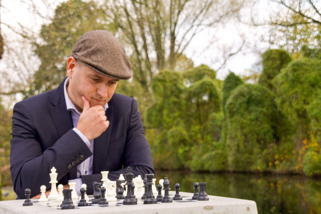 Urban Chess: “schaaktafels op elk schoolplein” 